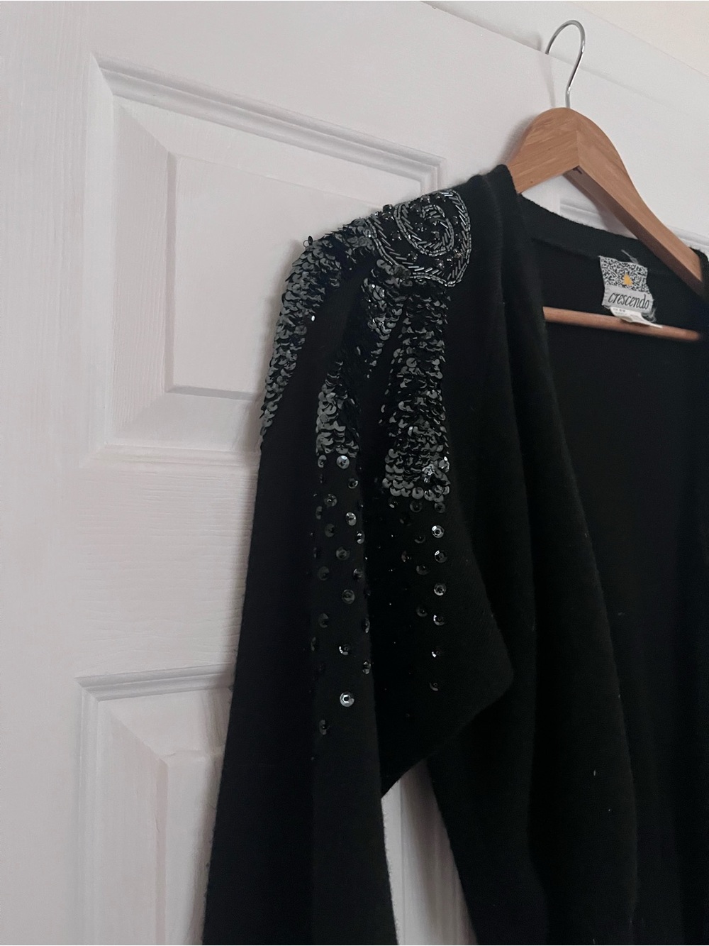 Crescendo • Sequin-Embellished Black Women's Crop Cardigan